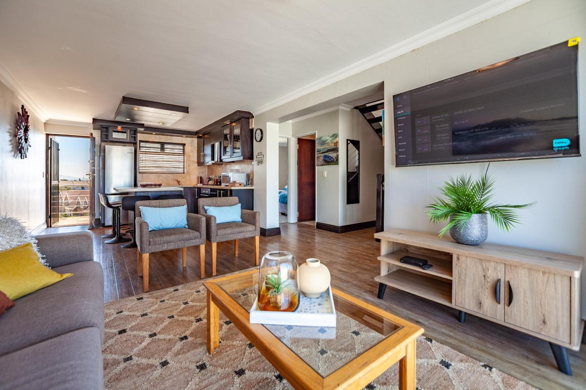 Luxury 3 Bedroom Duplex Penthouse With Communal Swimming Pool Apartment